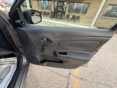 Used 2013 Nissan Versa S Plus image 13
