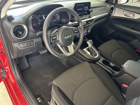 Used 2023 Kia Forte LXS w/ LXS Technology Package image 12