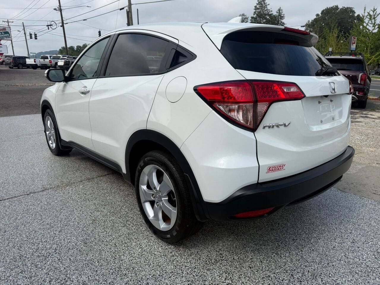 Used 2016 Honda HR-V EX image 19