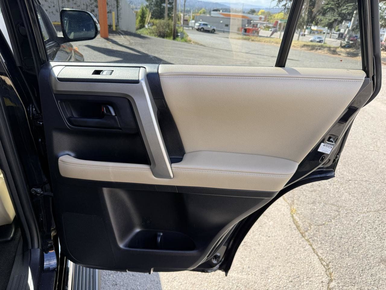 Used 2011 Toyota 4Runner SR5 RWD image 14