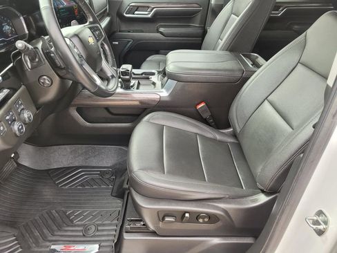 Certified 2023 Chevrolet Silverado 1500 LTZ w/ Technology Package image 23