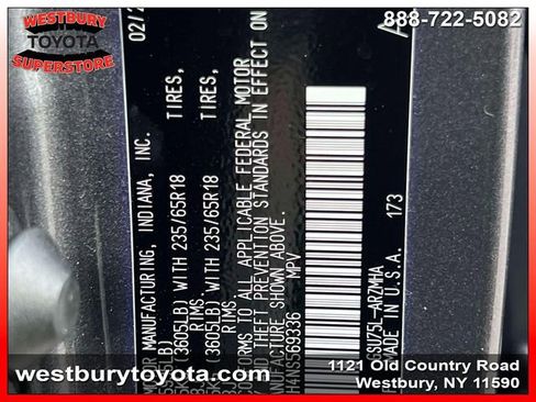 Used 2022 Toyota Highlander XLE AWD/4WD image 25