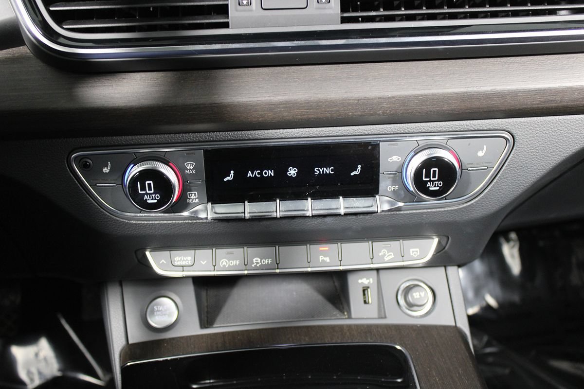 Used 2023 Audi Q5 2.0T Premium w/ Convenience Package AWD/4WD image 20
