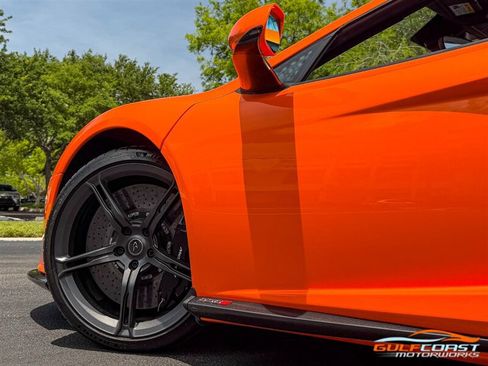 Used 2015 McLaren 650S Spider RWD image 44