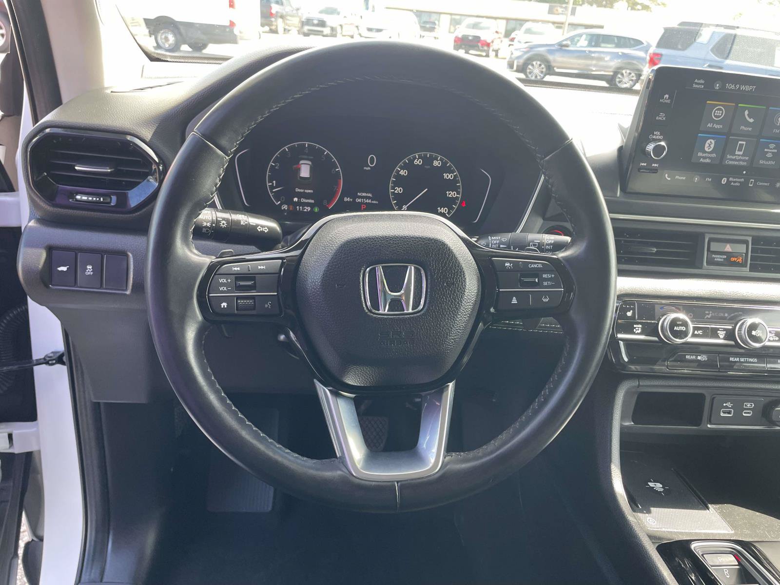 Used 2023 Honda Pilot EX-L image 12