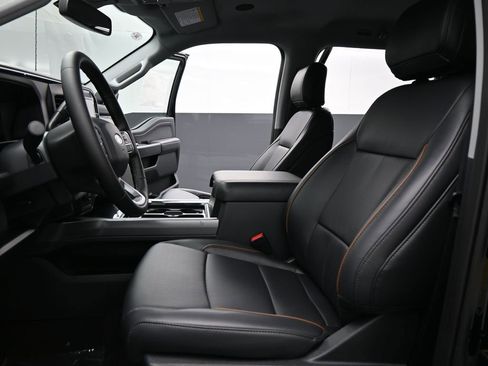 New 2025 Ford F250 Lariat w/ Lariat Ultimate Package image 9