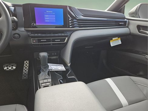 New 2026 Toyota Camry SE image 15