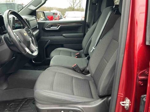 Used 2023 Chevrolet Silverado 1500 LT image 17