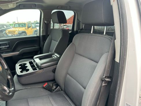 Used 2019 Chevrolet Silverado 1500 LT image 36