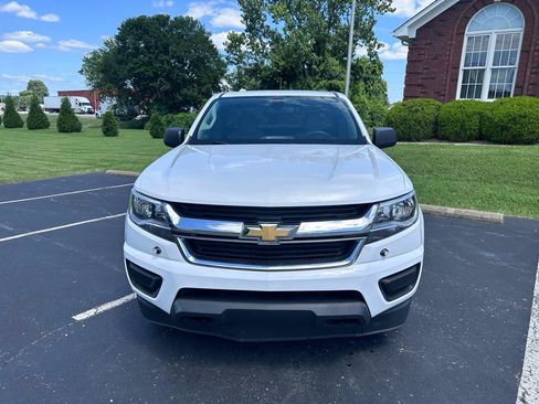 Used 2019 Chevrolet Colorado W/T AWD/4WD image 13