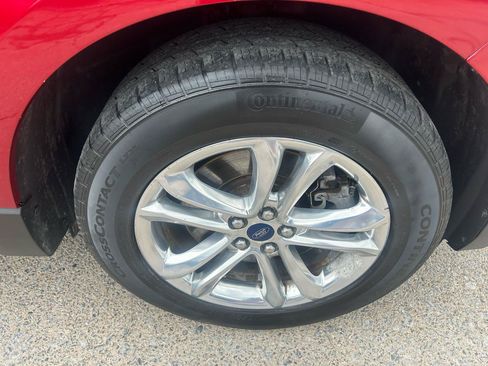 Used 2016 Ford Edge SEL w/ Equipment Group 201A AWD/4WD image 10