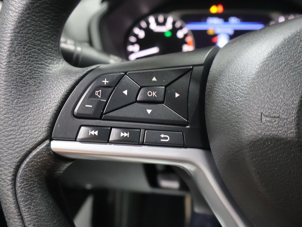 Used 2025 Nissan Altima 2.5 SV AWD/4WD image 36