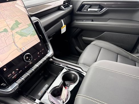 New 2026 GMC Yukon Elevation image 23