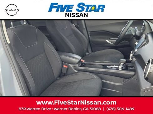 Used 2023 Nissan Kicks SV FWD image 17