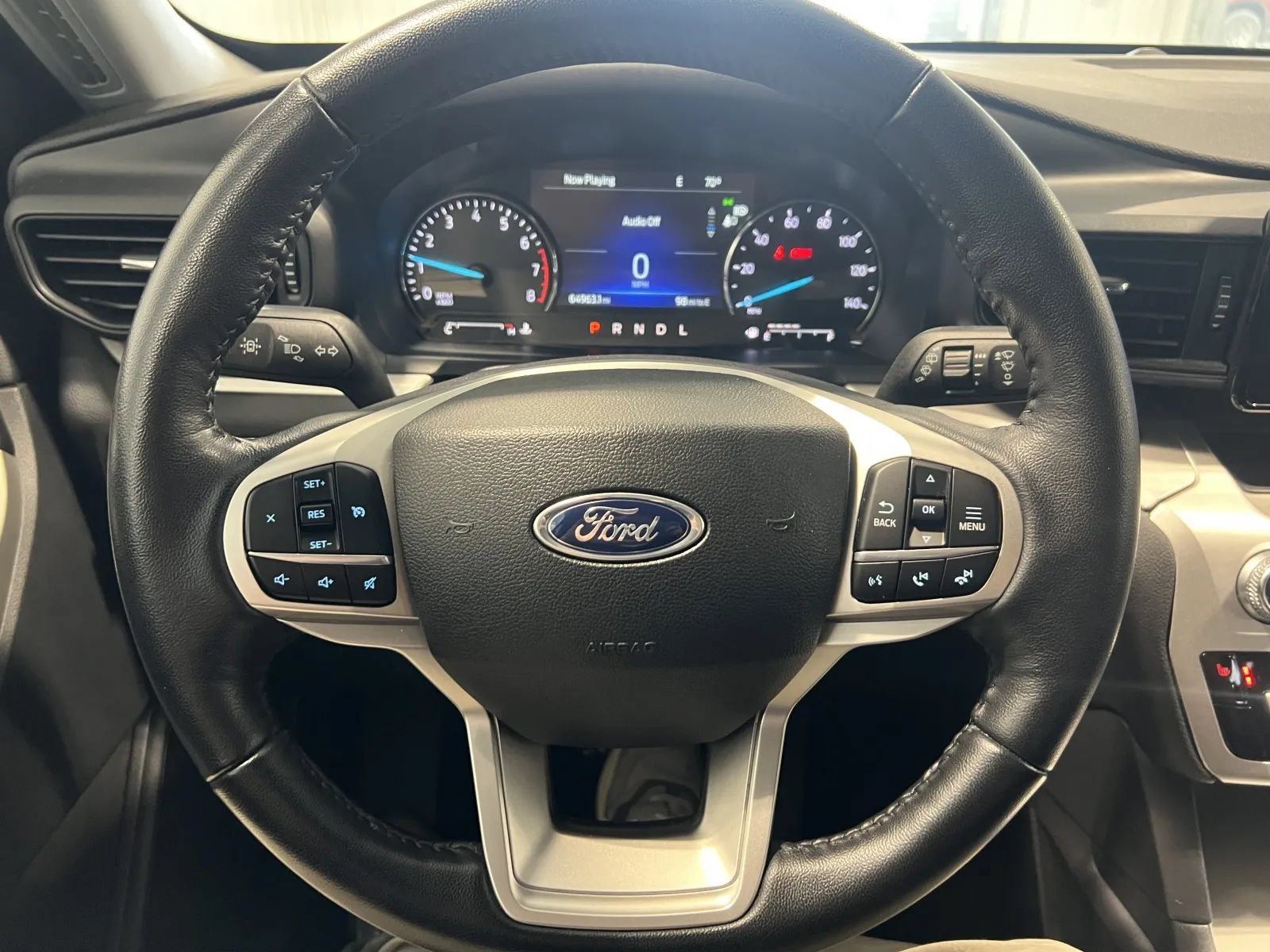 Used 2022 Ford Explorer XLT AWD/4WD image 10