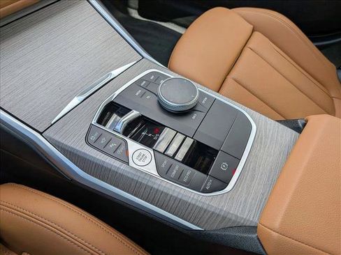 Used 2025 BMW 330i Sedan RWD image 16