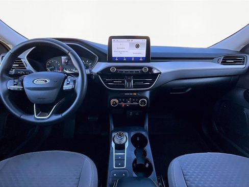 Certified 2022 Ford Escape SE w/ Cold Weather Package image 16