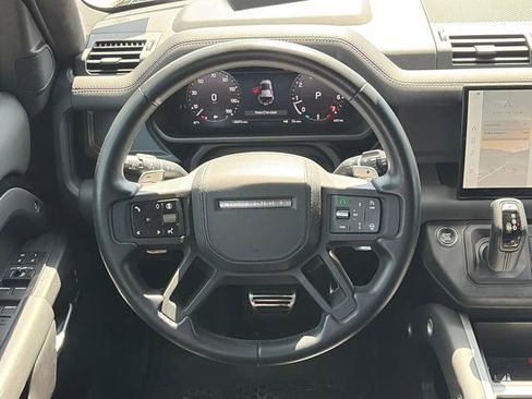 Used 2025 Land Rover Defender 110 V8 AWD/4WD image 15