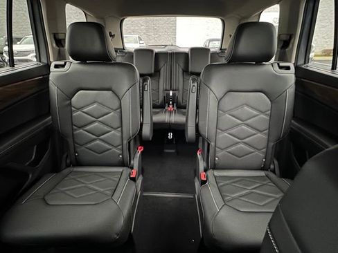 New 2026 Volkswagen Atlas SE AWD/4WD image 28