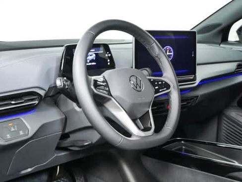 Certified 2025 Volkswagen ID.4 Pro RWD image 10