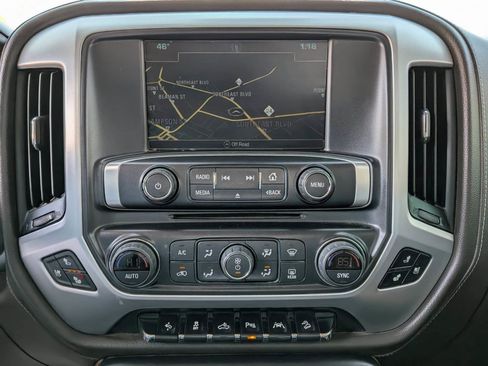 Used 2018 GMC Sierra 1500 SLT image 21