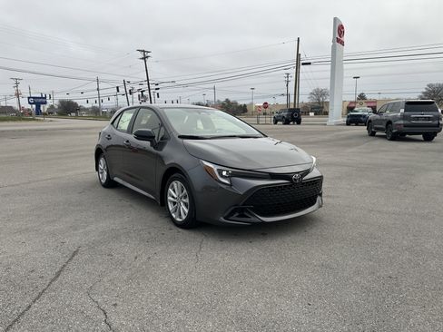 New 2026 Toyota Corolla SE image 3