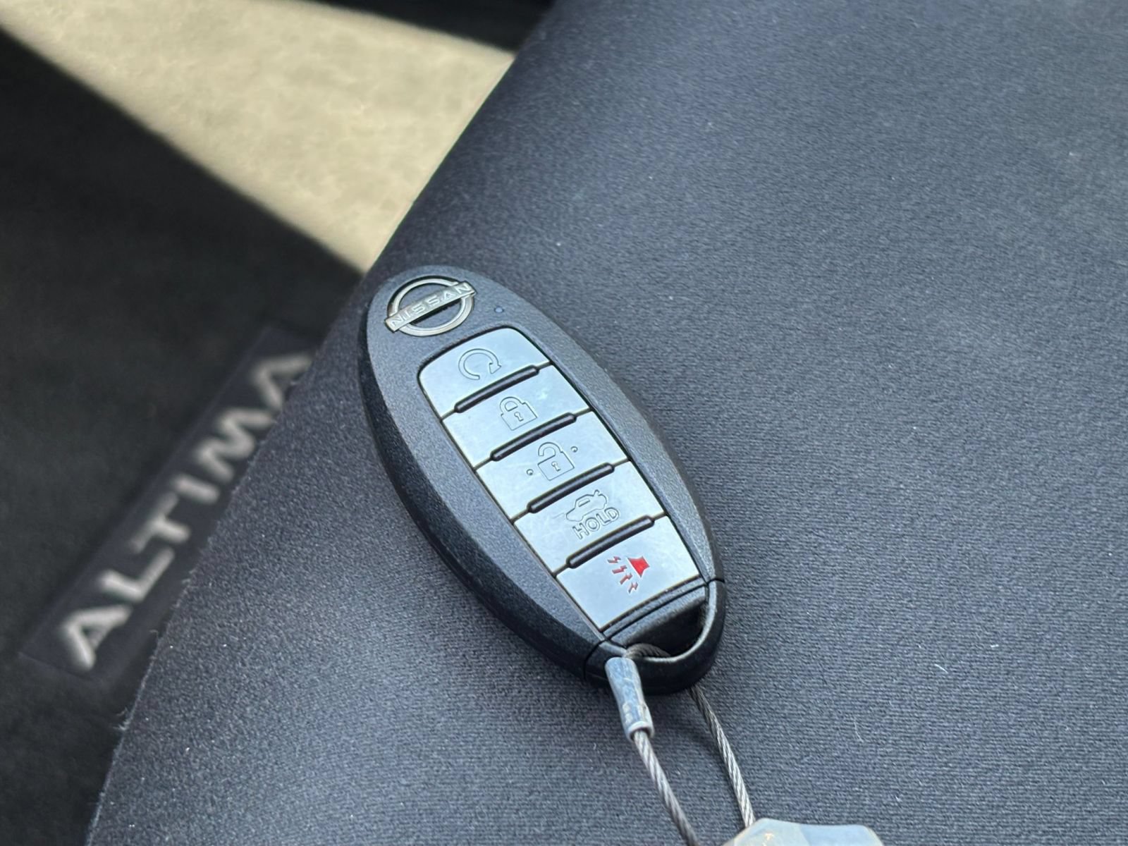 Used 2025 Nissan Altima 2.5 SV FWD image 20