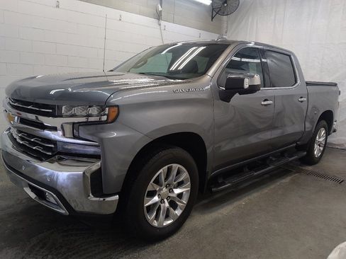 Used 2021 Chevrolet Silverado 1500 LTZ image 2