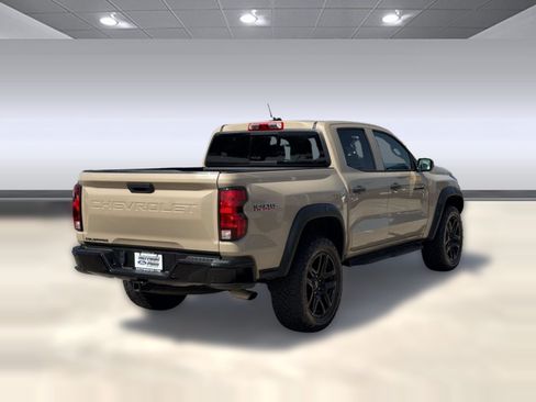 Used 2023 Chevrolet Colorado Trail Boss w/ Advanced Trailering Package AWD/4WD image 9