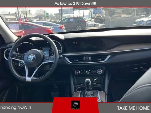 Used 2018 Alfa Romeo Stelvio Ti image 11