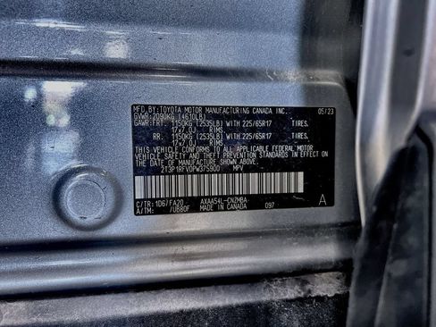 Used 2023 Toyota RAV4 XLE AWD/4WD image 37
