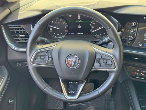 Used 2022 Buick Envision Essence w/ Safety Package FWD image 21