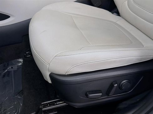 Certified 2024 Hyundai Tucson SEL w/ Convenience Package FWD image 21