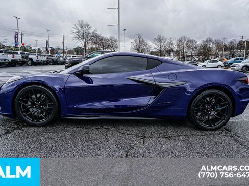 Used 2025 Chevrolet Corvette Z06 image 10
