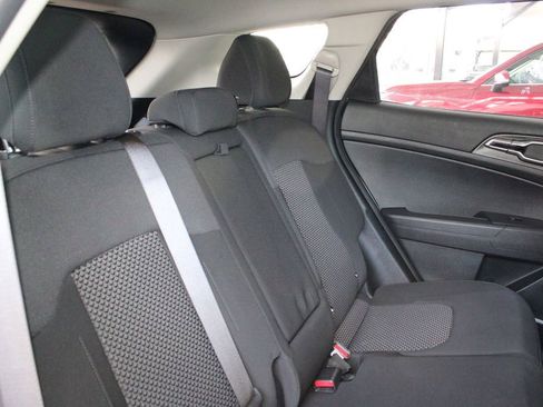 Used 2023 Kia Sportage LX image 51