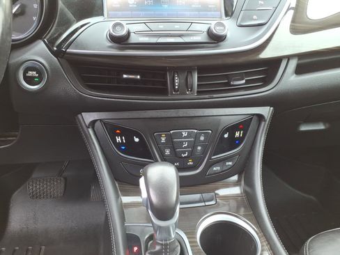 Certified 2020 Buick Envision Essence image 21