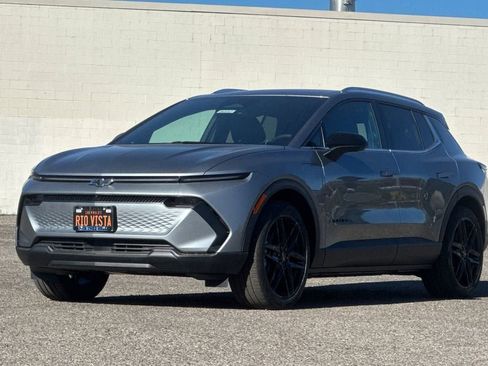 New 2026 Chevrolet Equinox EV LT w/ LPO, Blackout Package image 8