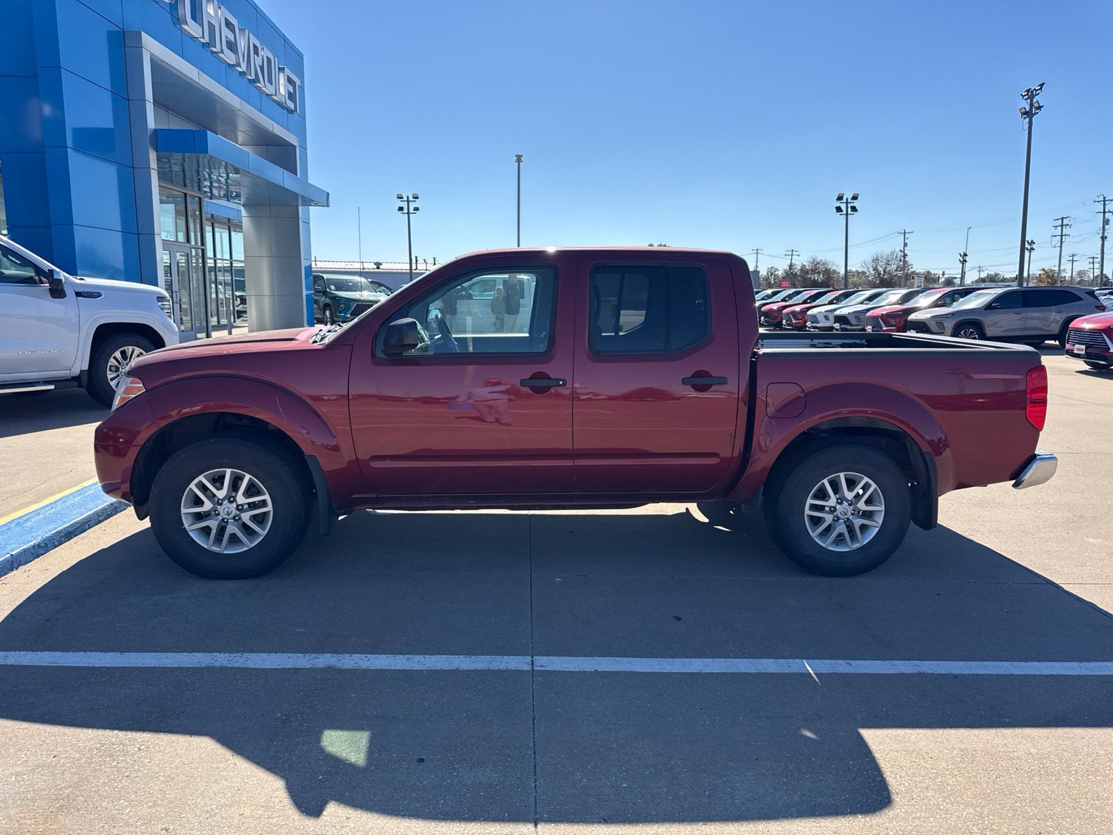 Used 2019 Nissan Frontier SV w/ Value Truck Package AWD/4WD image 1