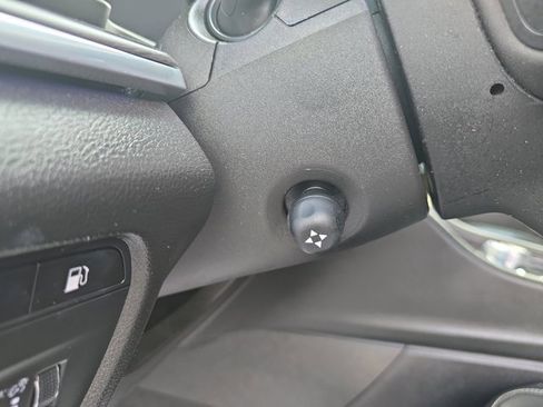 Used 2022 Jeep Grand Cherokee Overland w/ Luxury Tech Group IV image 27