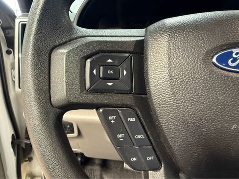 Used 2019 Ford F350 XLT w/ Camper Package AWD/4WD image 17