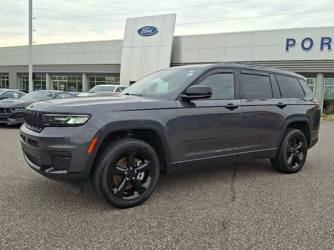 Used 2023 Jeep Grand Cherokee L Laredo image 5