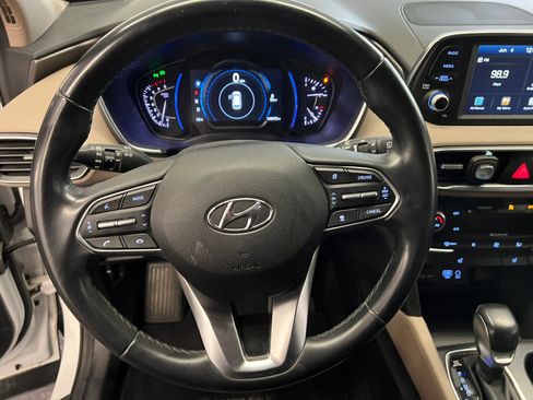 Used 2019 Hyundai Santa Fe SEL AWD/4WD image 16