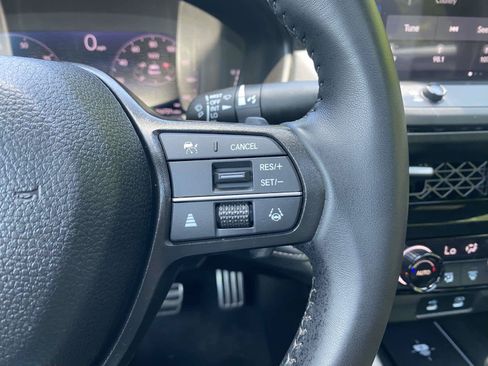 Used 2025 Honda Accord Sport image 13
