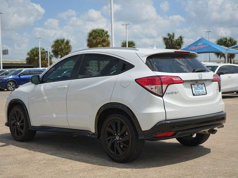 Used 2022 Honda HR-V Sport image 4