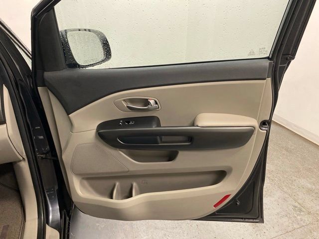 Used 2019 Kia Sedona LX FWD image 25