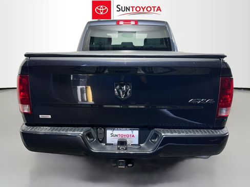 Used 2019 RAM 1500 Express AWD/4WD image 5