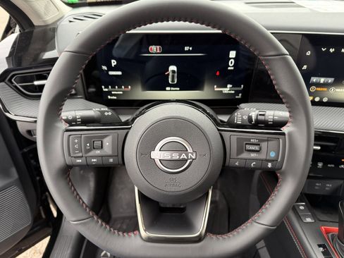 New 2026 Nissan Kicks SR w/ Cold Weather Package image 24