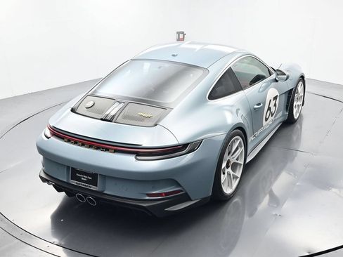 Certified 2024 Porsche 911 GT3 RS RWD image 40
