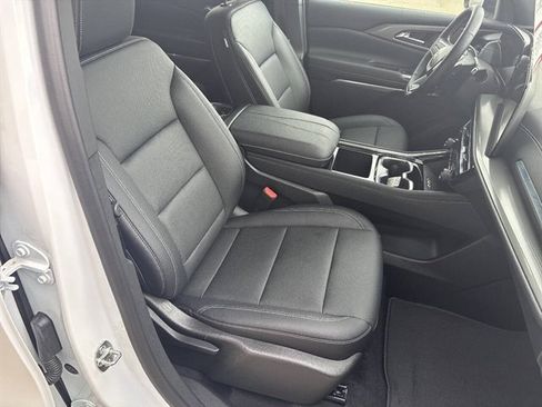 Used 2026 Chevrolet Traverse LT AWD/4WD image 20