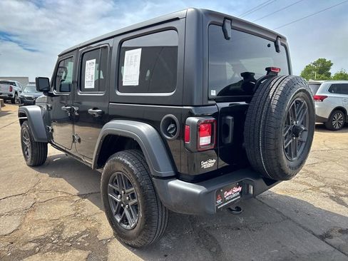 Used 2024 Jeep Wrangler Unlimited Sport AWD/4WD image 6